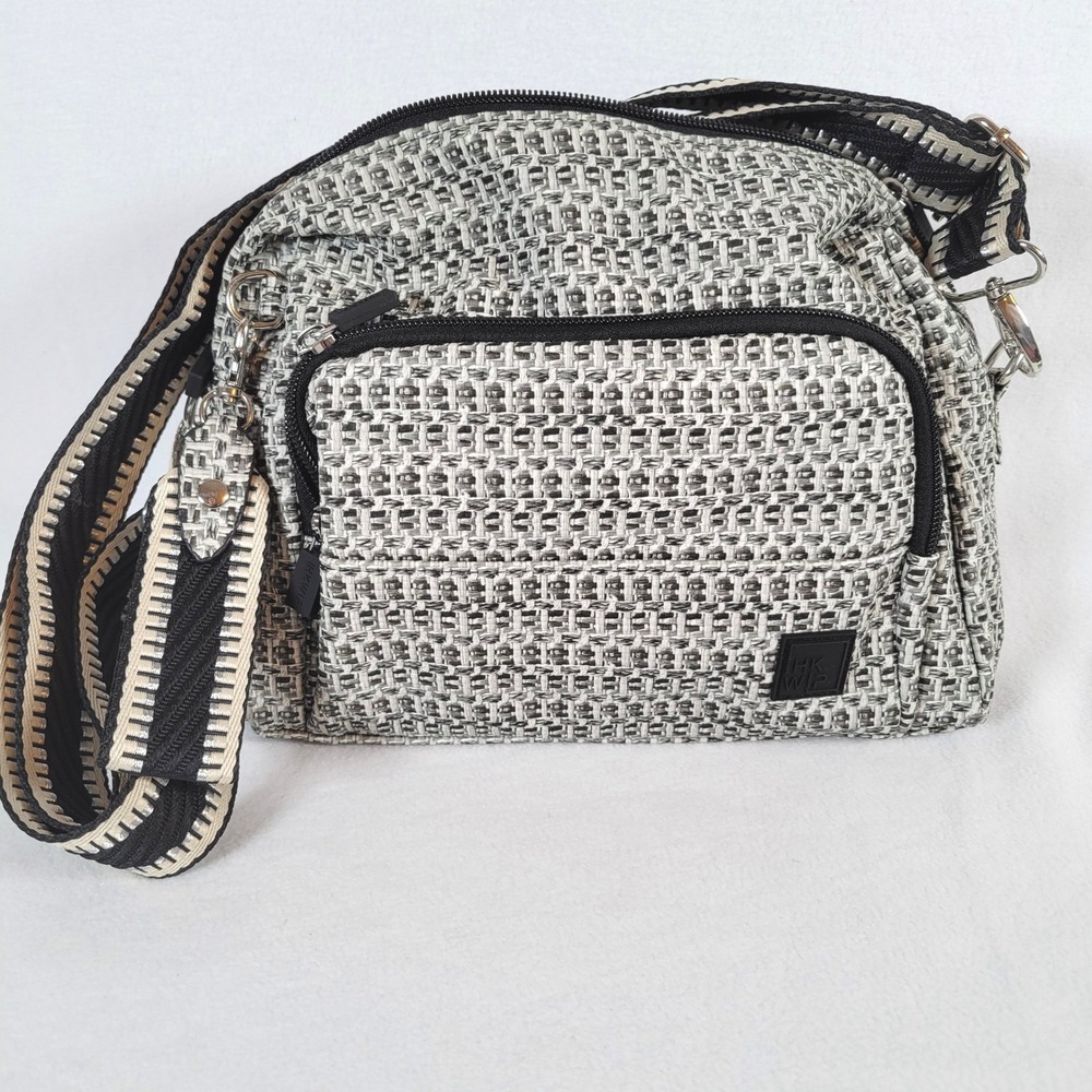IHKWIP Womens Elevate Woven Faux Raffia Crossbody Medium Bag Black Travel Artsy